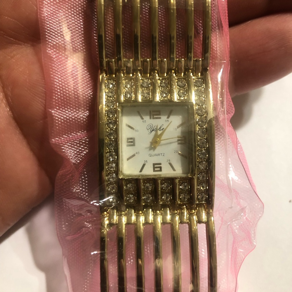 Gold Tone Crystal Women's Bracelet Watch - Gold